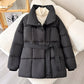 ❄️Heißer Winterschlussverkauf❄️Stylische einfarbige Pufferjacke mit Gürtel für Damen